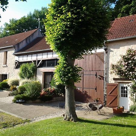 La Ferme Du Vintue Bed & Breakfast Etrechy  Exterior photo